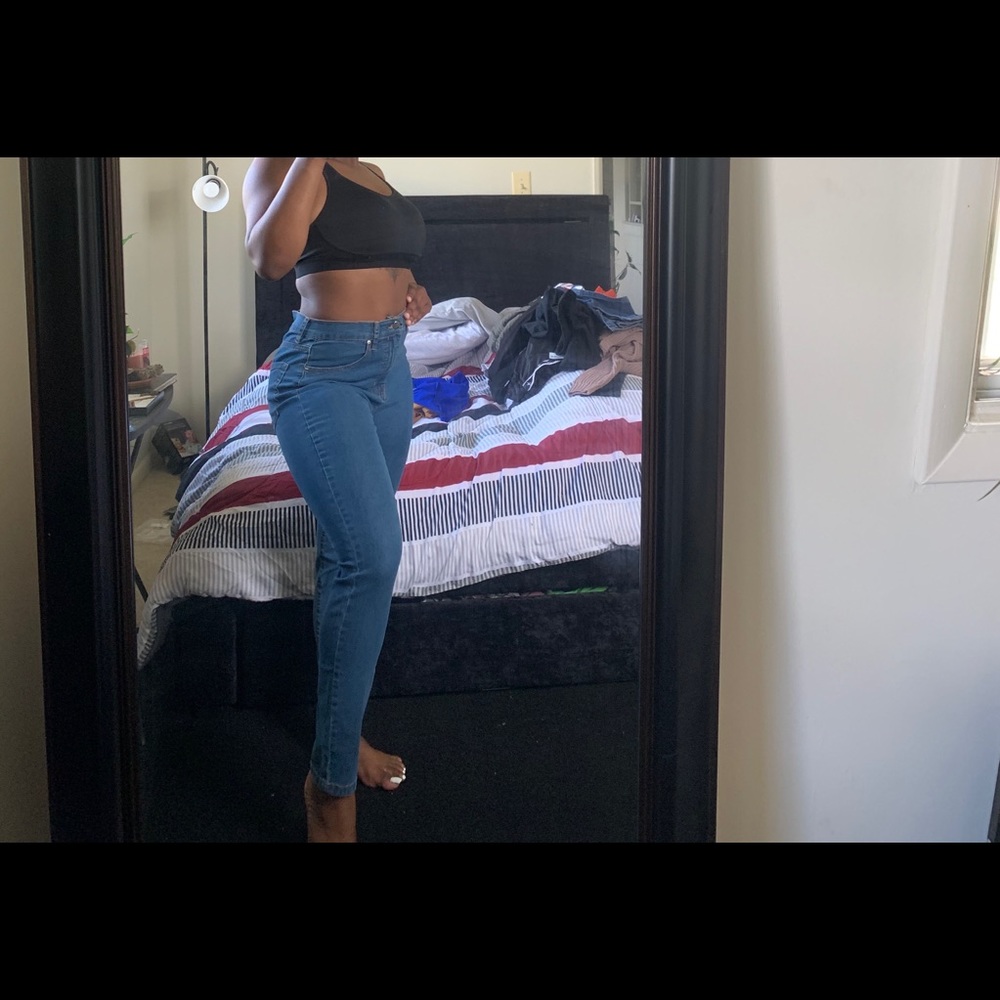 Jeans - Picture 3 of 3